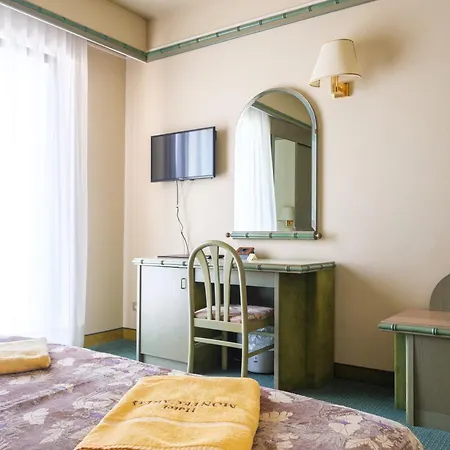 Hotel Montecarlo