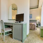 Hotel Montecarlo