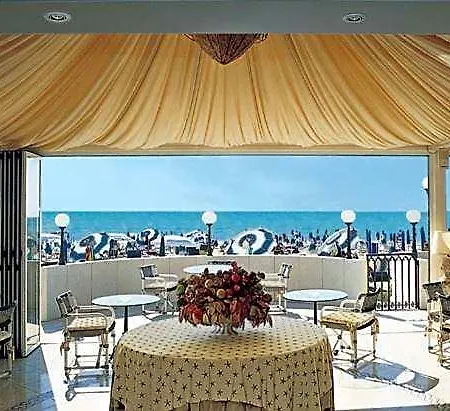 Montecarlo 4*